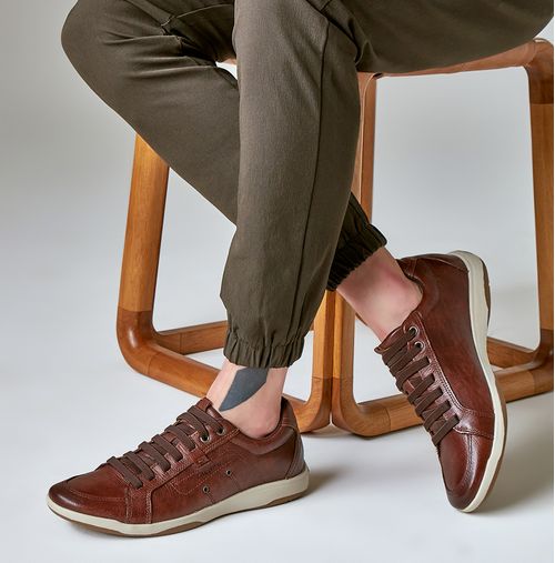 Sapatênis Linha Elevel Aumenta Altura Fique + Alto Sapato Elevação Feito em Couro Napa Soft Sem Amarração com Zíper Masculino Milano Tan 12628