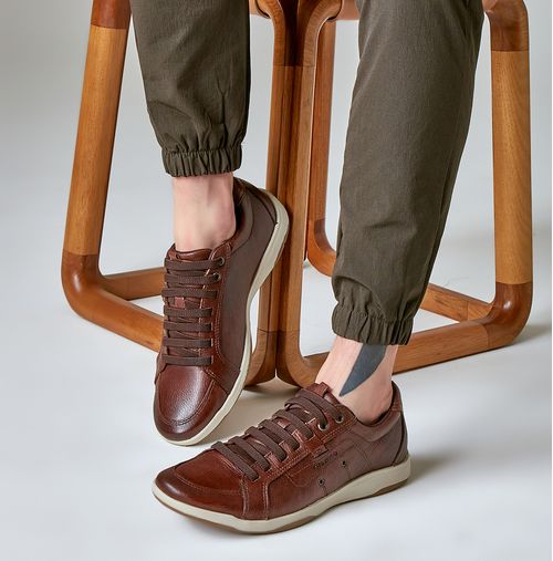 Sapatênis Linha Elevel Aumenta Altura Fique + Alto Sapato Elevação Feito em Couro Napa Soft Sem Amarração com Zíper Masculino Milano Tan 12628