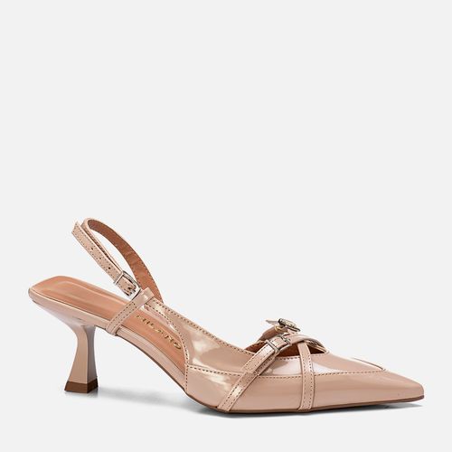 Scarpin Slingback Kitten Heel Bico Fino Recortes Tiras com Fivelas Cruzadas em X  Feminino Milano Amendoa 13657