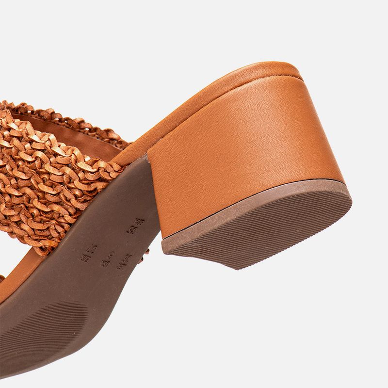 Sandalia-Tamanco-Salto-Medio-Bloco-Tiras-Tramadas-Trancadas-Cruzadas-Feminino-Milano-Caramelo-13801--3-
