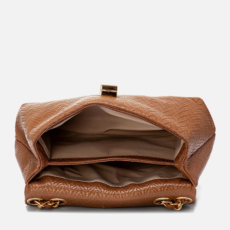 Bolsa-Tiracolo-Media-Feito-em-Couro-Texturizado-com-Alca-Regulavel-para-Uso-de-Mao-ou-Antebraco-e-Formato-Trapezio-Feminina-Milano-Car--6-