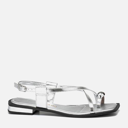 Sandália Salto Bloco Baixo Ring Toe Peça Metalizada Orgânica Feminino Milano Prata 13794