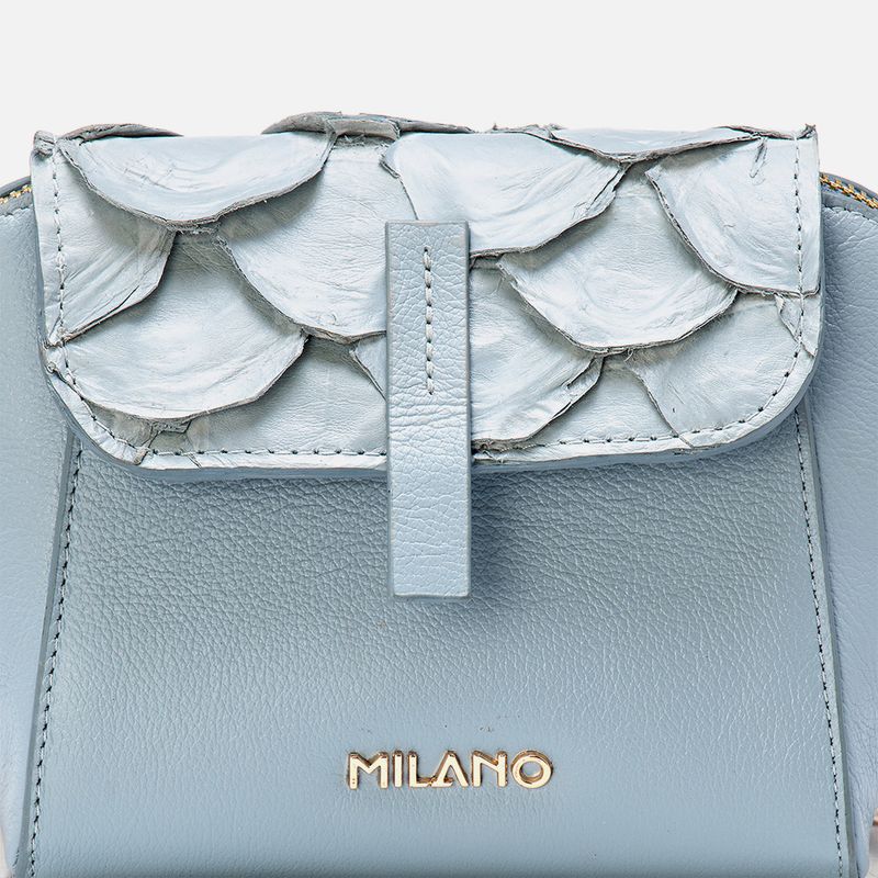 Bolsa-Tiracolo-ou-Transversal-Pequena-Feita-Mix-Couro-Exotico-Pirarucu-e-Bovino-Aba-Frontal-Alca-Corrente-Feminina-Milano-Azul-Skyazul-Sky---2-