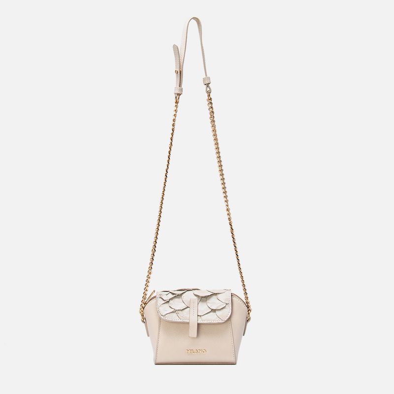 Bolsa-Tiracolo-ou-Transversal-Pequena-Feita-Mix-Couro-Exotico-Pirarucu-e-Bovino-Aba-Frontal-Alca-Corrente-Feminina-Milano-Off-White-138--1-