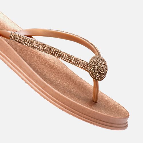 Sandália Tipo Chinelo Papete Aberta Brilho Strass Detalhe Flor Solado Emborrachado Macio Anatômico Conforto Feminino Milano Champagne 14006