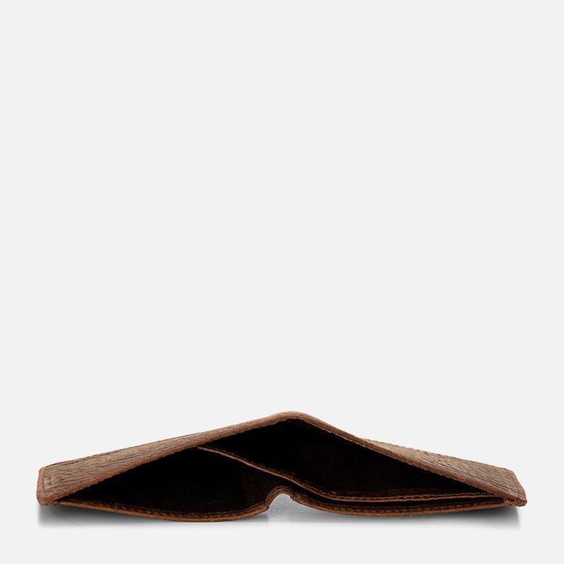 Carteira-Feita-em-Couro-Rustico-Fossil-com-Dobra-6-Porta-Cartoes-1-Porta-Cedula-Grande-2-Bolsos-Internos-Masculinas-Milano-Tan-12546--4-
