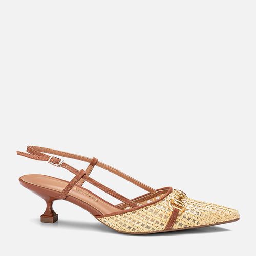 Scarpin Kitten Heel Salto Taça Baixo Tramado Natural Palha com Tira Slingback e Fivela Feminino Milano Caramelo 13673