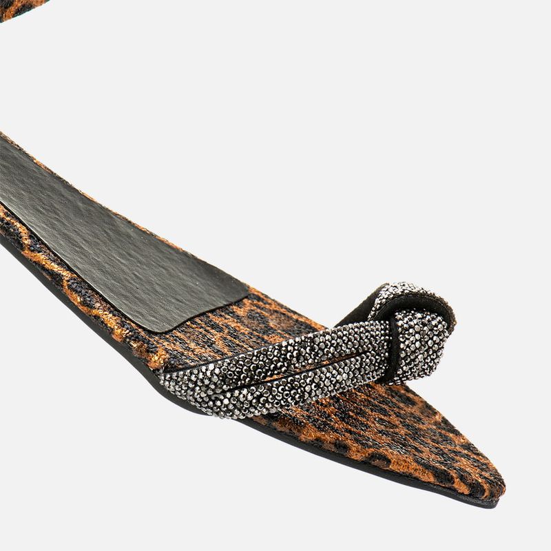 Sandalia-Salto-Baixo-Bico-Folha-e-Brilho-Strass-Feminino-Milano-Onca-13499--4-
