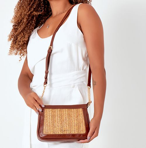 Bolsa Tiracolo ou Transversal Pequena Feita em Couro Mix Tramado Natural Palha Alça Corrente Dourada Feminina Milano Tabaco/natural 13954