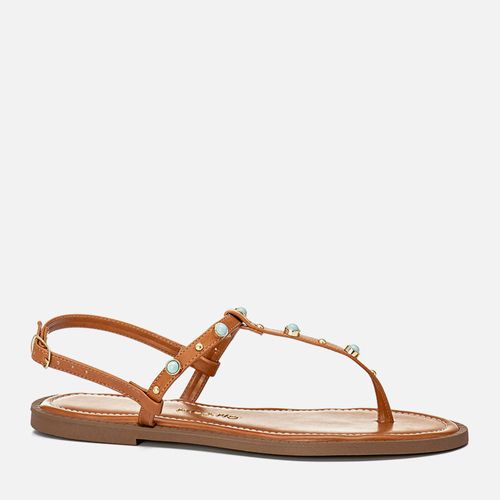Sandália Rasteira tipo Chinelo de Dedo Estilo Boho Metal de Tachas Rebite e Pedrarias Resina Feminino Milano Caramelo 14078
