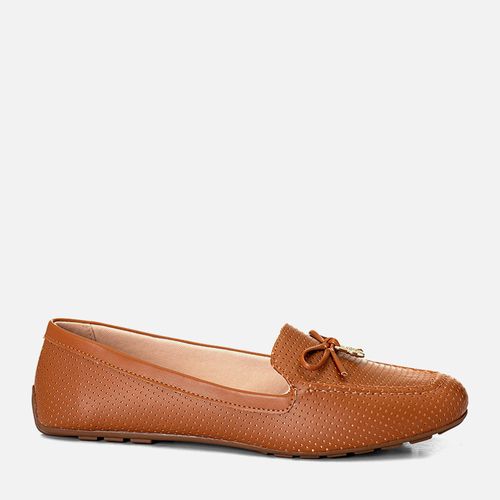 Mocassim Rasteiro Bico Quadrado Costura Aparente com Detalhe em Furação e Lacinho com Peça Dourada Feminino Milano Caramelo 14155