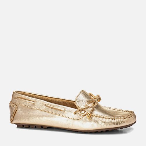 Mocassim Driver Couro Legítimo Clássico com Costura Pesponto Aparente e Tira Transpassada e Laço Solado com Travas Feminino Milano Ouro Light 14099