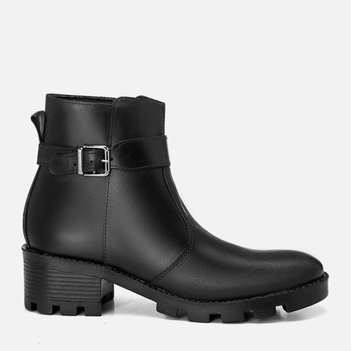 Bota Feito em Couro Solado Médio Tratorado Dentado Cano Médio Acima do Tornozelo Tira Fivela e Zíper Calce Prático Feminino Milano Preto 14207