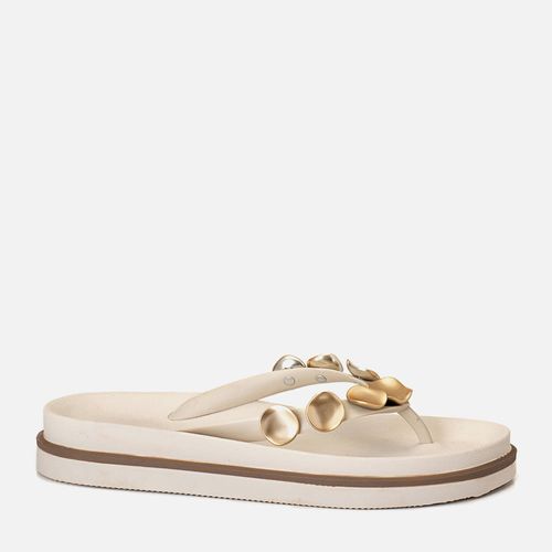 Sandália Papete tipo Chinelo de Sola Alta Anatômica com Aplicação de Brilho Peça Metalizada Fosca com Formato Orgânico Feminino Milano Off White 14180