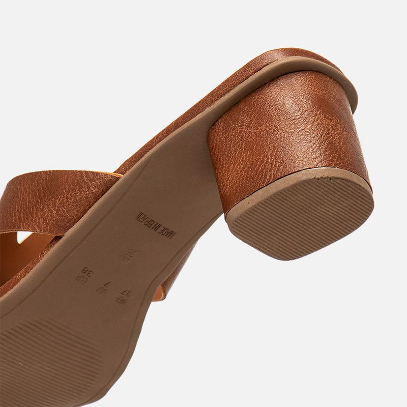 Tamanco-Feminino-Milano-Caramelo-14242--3-.jpg