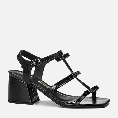 Sandália com Salto Bloco Médio Trapézio Bico Quadrado e Tiras Finas com Aplicações Boho em Lacinhos Feminino Milano Preto 14104