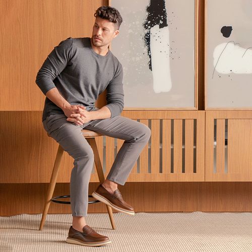 Sapato Casual Mocassim ou Loafer sem Amarração Linha Prime Premium Feito em Couro Macio Napa Soft Amortecedor Biolatex Masculino Milano  Whisky 14097