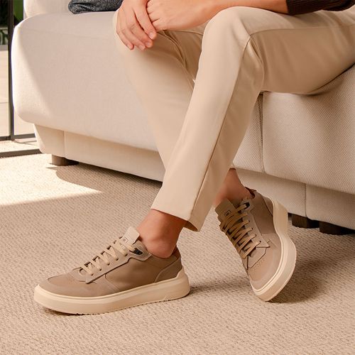 Tênis Casual com Amarração Feito em Couro Macio Napa Soft e Camurça Palmilha Anatômica Amortecedor Biolatex Conforto Masculino Milano Gelo 14258