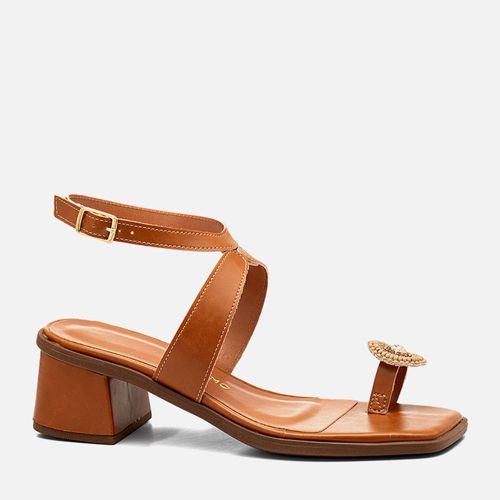 Sandália Salto Médio Bloco Ring Toe ou Anel de Dedo Flor Mix de Pedrarias Feminino Milano Bege 14289