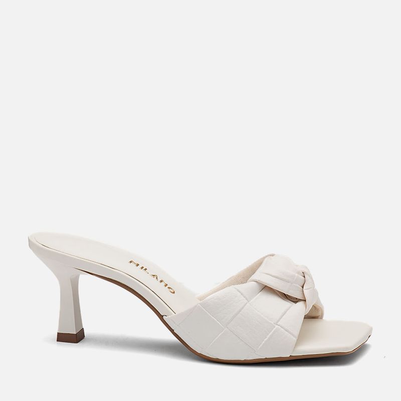 Sandalia-Tamanco-Aberta-com-Salto-Medio-Fino-Taca-Tira-em-Tramado-Tresse-e-Nozinho-Feminino-Milano-off-white-14305--1-