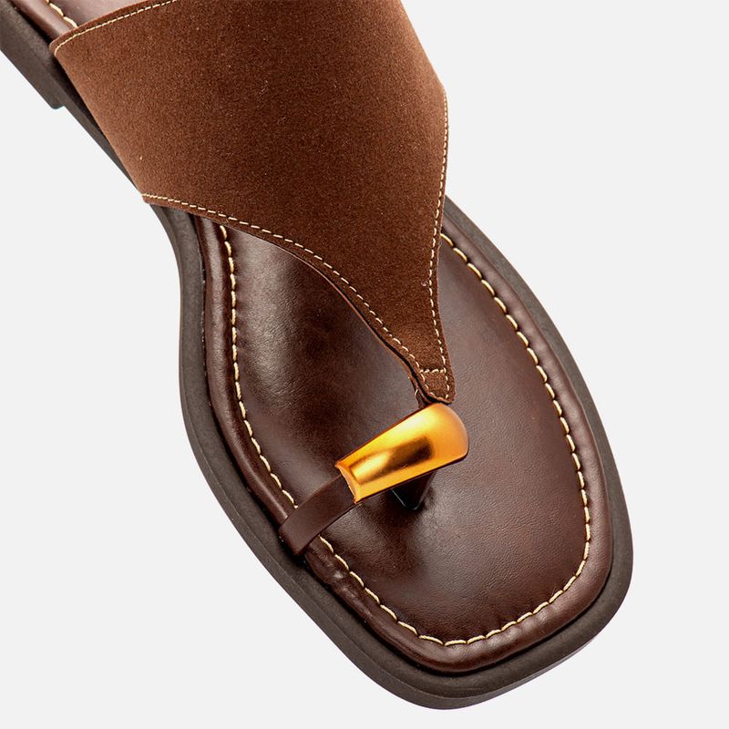 Sandalia-Rasteira-Fechada-Ring-Toe-ou-Anel-de-Dedo-Peca-Organica-Tira-V-Feminino-Milano-Marrom-14313--3-
