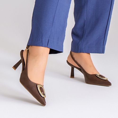 Scarpin Salto Médio Taça Slingback  Bico Fino Peça Metalizada Pedraria Feminino Milano Marrom 14392